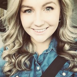 Meet your Posher, Haley